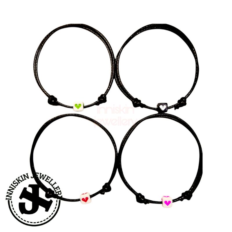 [1.5mm] 1 Pcs Gelang Love Persegi / Gelang Love Warna Warni / Gelang Cinta / Gelang Tali Hitam Waterproof / Gelang Bentuk Love