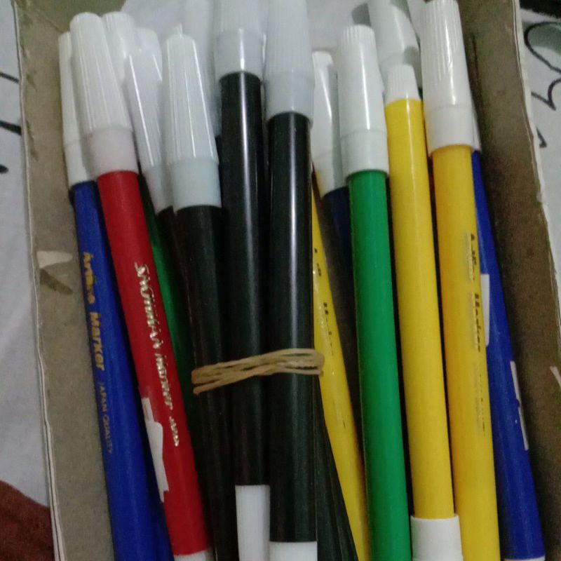 

Spidol warna permanen