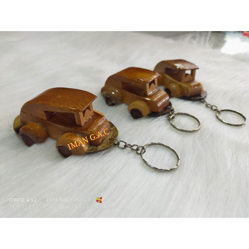 gantungan kunci miniatur mobil mini/ souvenir gantungan kunci miniatur mibil-mobilan mini