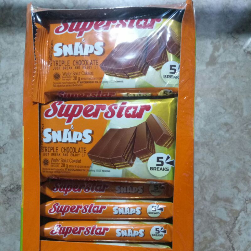 

wafer superstar snaps. triple chocolate. wafer coklat lapis coklat.