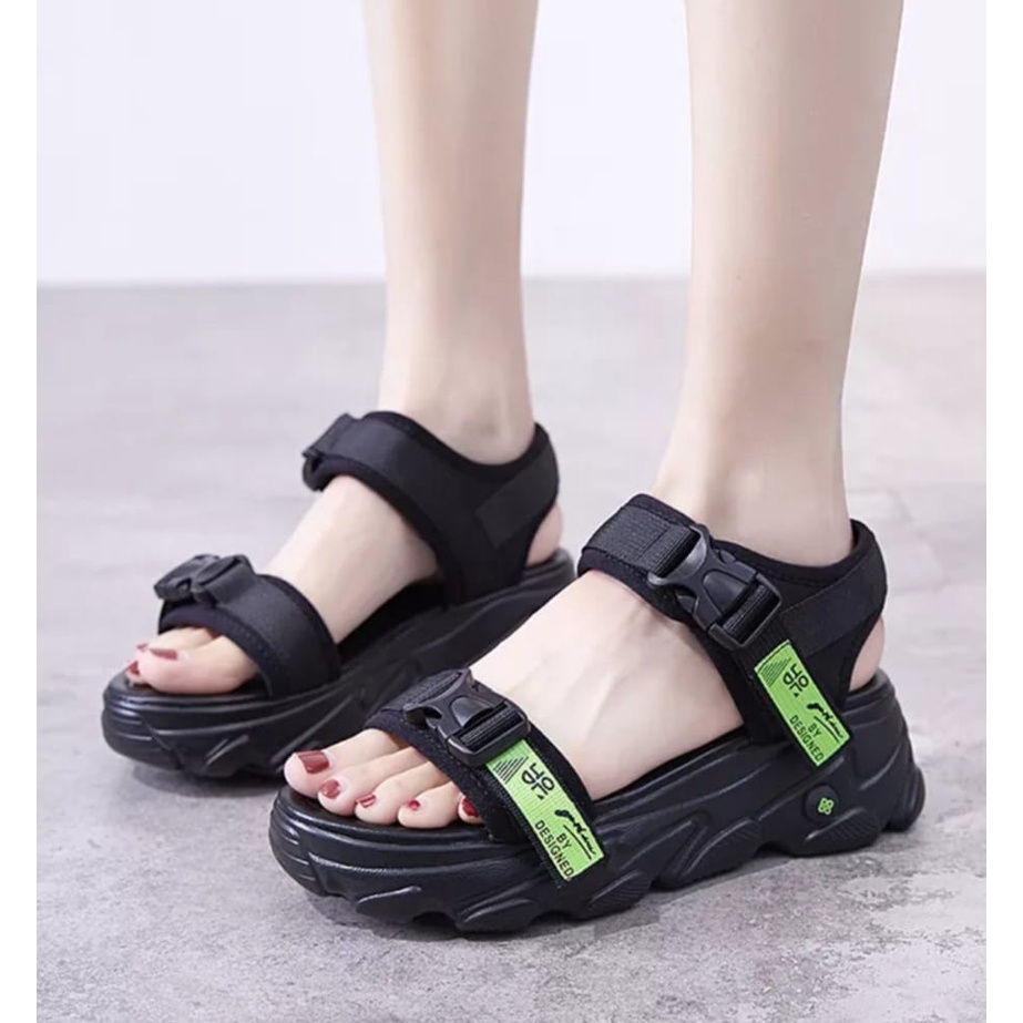 Sandal Wanita Tali Gesper Terbaru LENA BM506