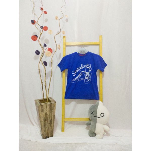 kaos nature biru elektrik
