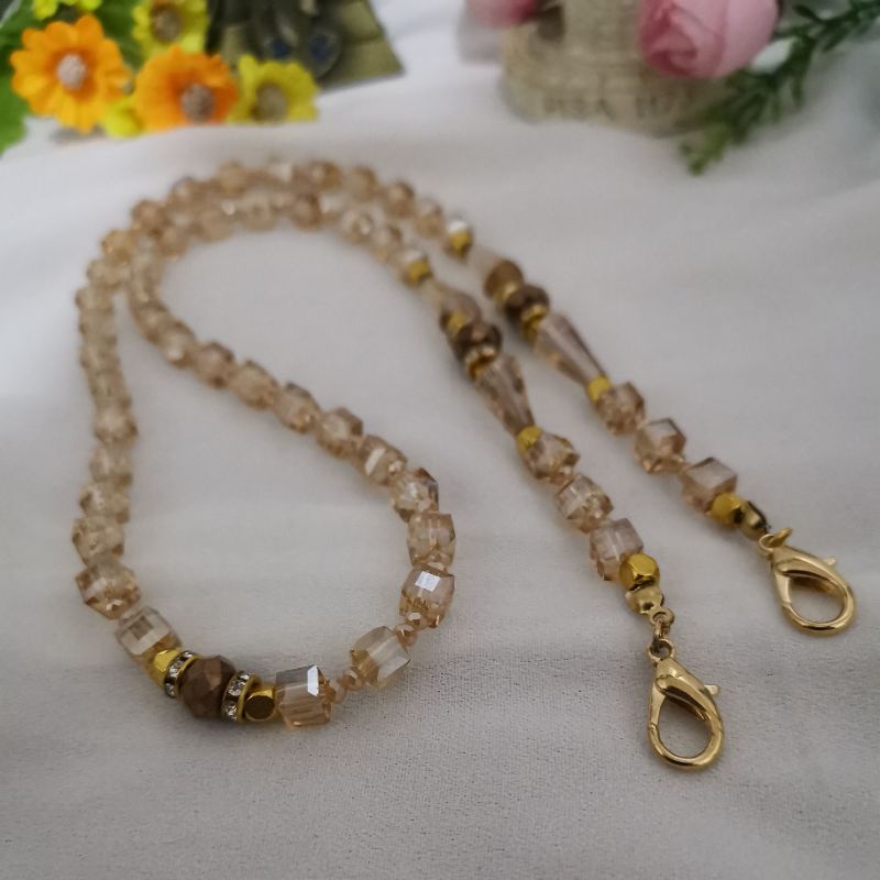 Strap Masker / Konektor Hijab Kristal Swarovski Goldsand Kotak