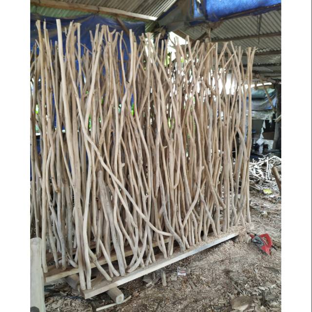 Partisi backdrop ranting kayu jati murah terbaru