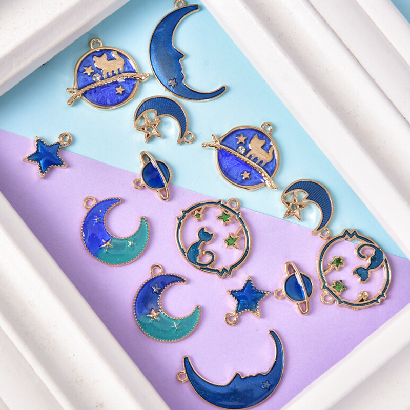 8Pcs Enamel Charms Blue Moon Star Planet Pendant Charms Spacer Beads for Jewlery Making DIY Bracelet Earrings Necklace