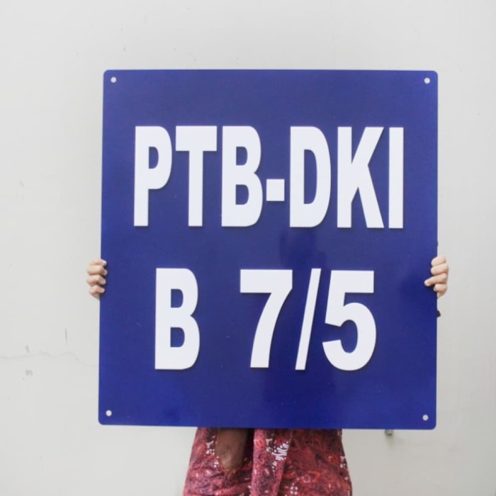 

Logo Acrylic 60x70 / Logo Signage Akrilik / Logo Huruf Timbul Akrilik Keren