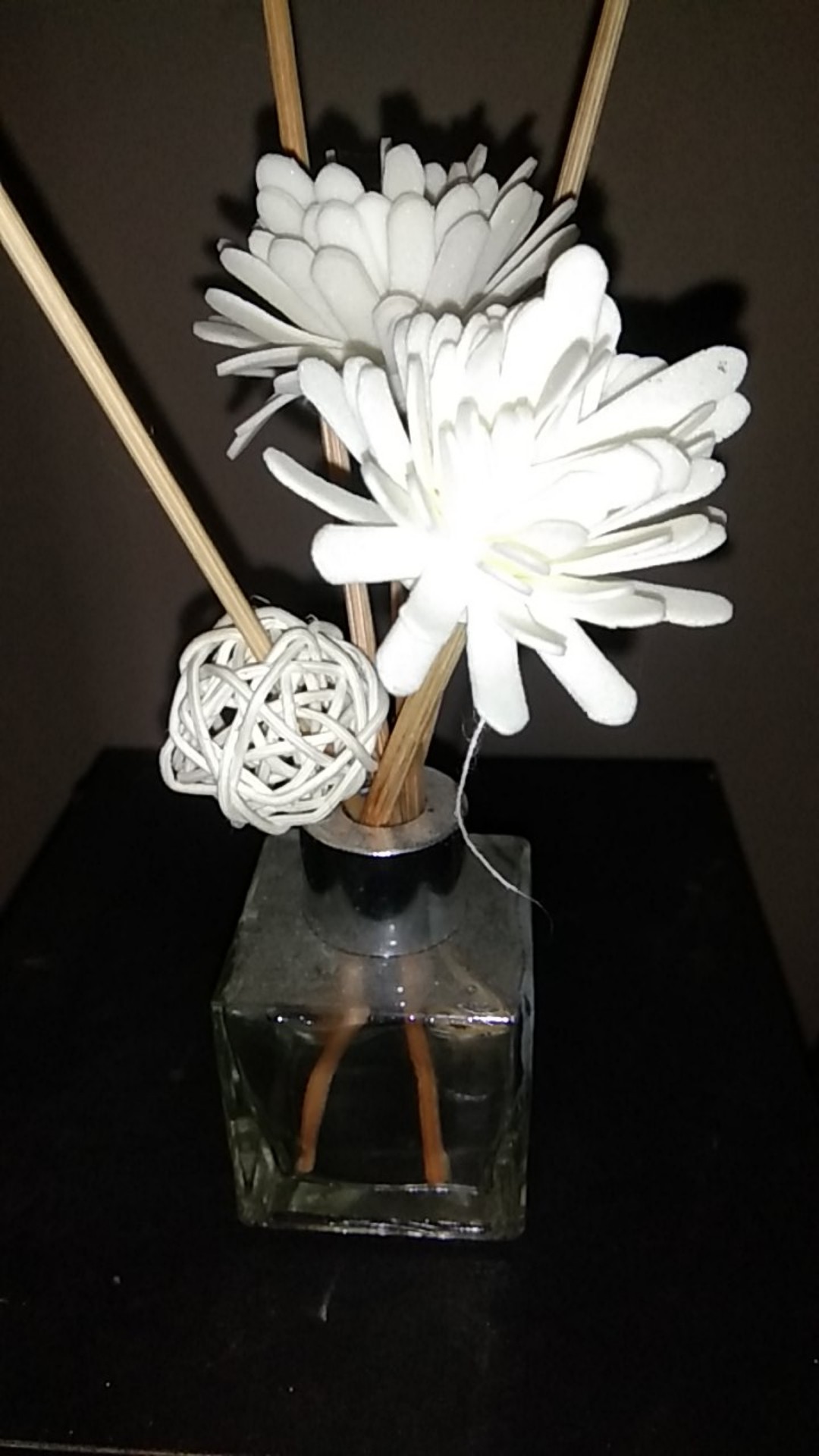 Taffware Humi Black Rose Parfum Ruangan Aroma Diffuser Reed Sticks Rattan Ball Pengharum 50ml