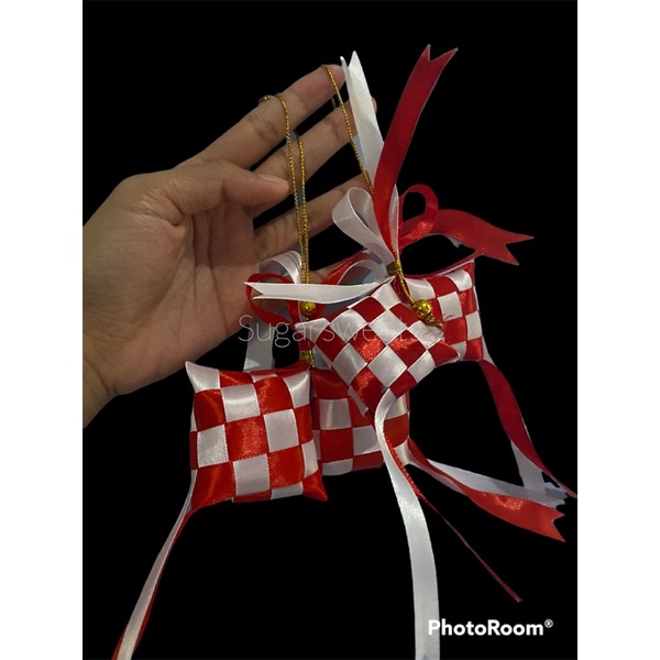 GANTUNGAN BENDERA  KETUPAT MERAH PUTIH