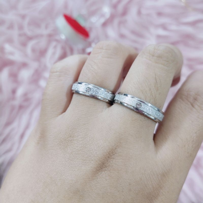 cincin Tunangan AWET BERTAHUN TAHUN Anti karat Anti iritasi kualitas import