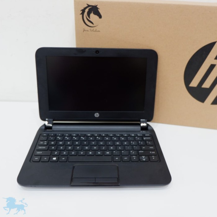 Laptop Hp Pavilion 10 Amd A4 slim ringan Windows