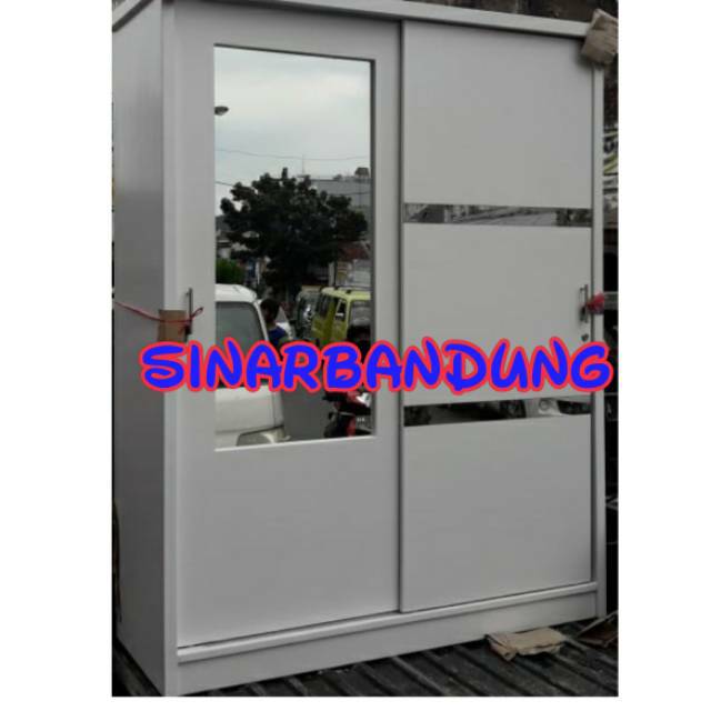 LEMARI PAKAIAN SLIDING PUTIH / LEMARI PAKAIAN UNTUK GAMIS HIJAB PINTU SLIDING PUTIH KAYU TIPBLOCK