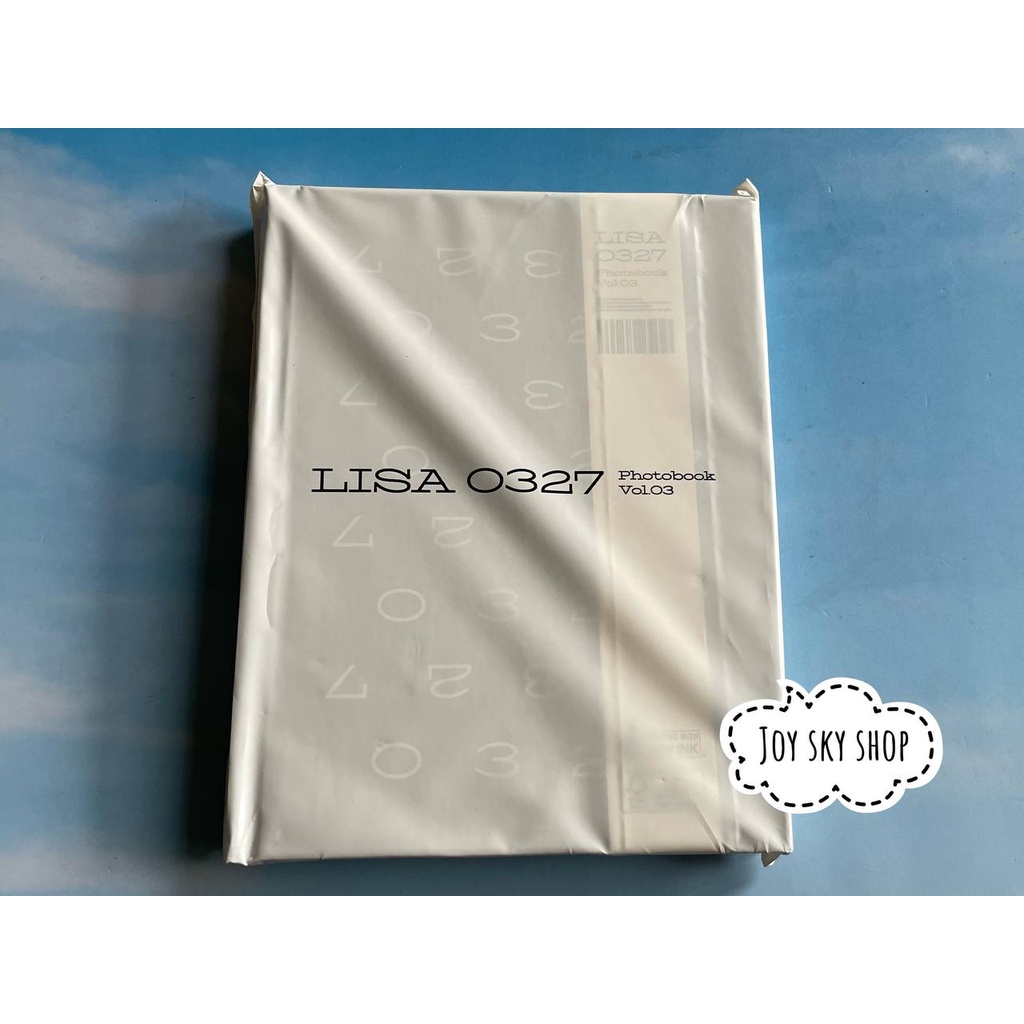 LISA - LISA 0327 PHOTOBOOK VOL.03