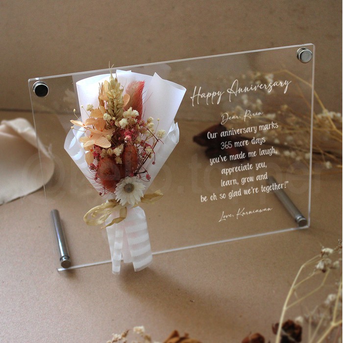 

Custom Acrylic Greeting Card Gift / Anniversary Gift / Graduation Gift Murah