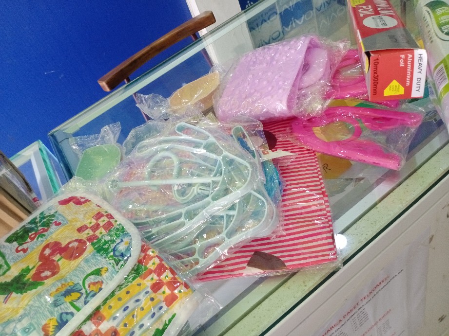 Js1065 Hanger Jemuran Baju Warna Gantungan Anak Lipat / Hanger / Gantungan / Jemuran Lipat