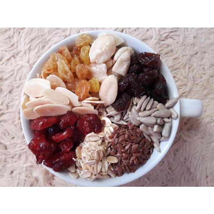 

Healthy Granola Mixed B 500 gram ( Cranberry , Almond , Raisin , Oat )