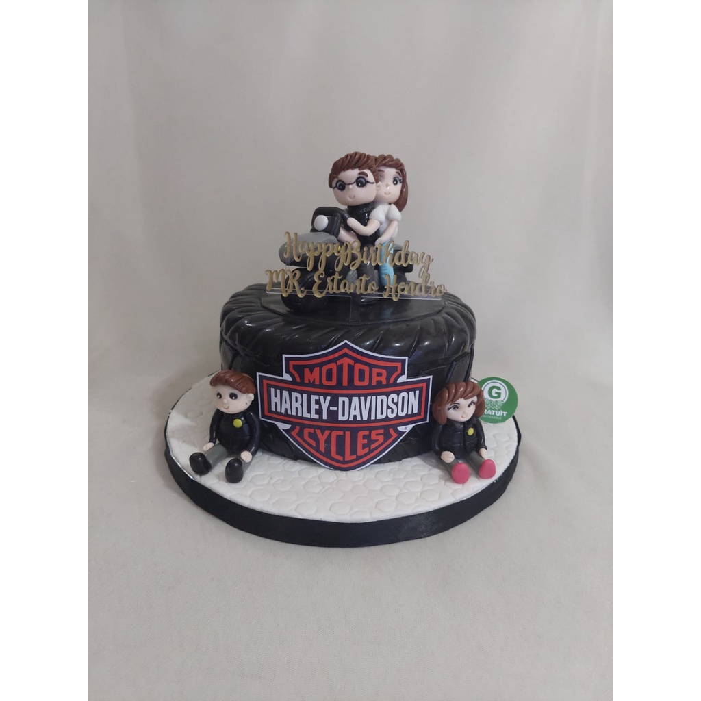 

BAN MOTOR BIRTHDAY CAKE UK 20CM