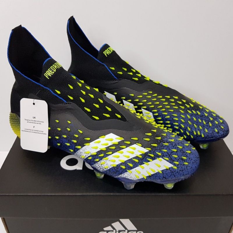 Sepatu Bola Adidas Predator Freak +