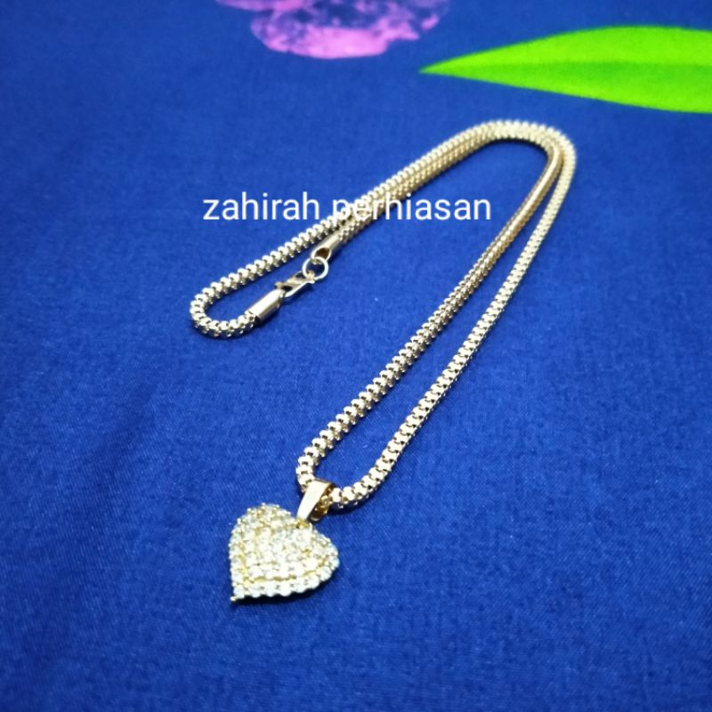 KALUNG WANITA TITANIUN MILANO LIONTIN LOVE PERTAMA 88