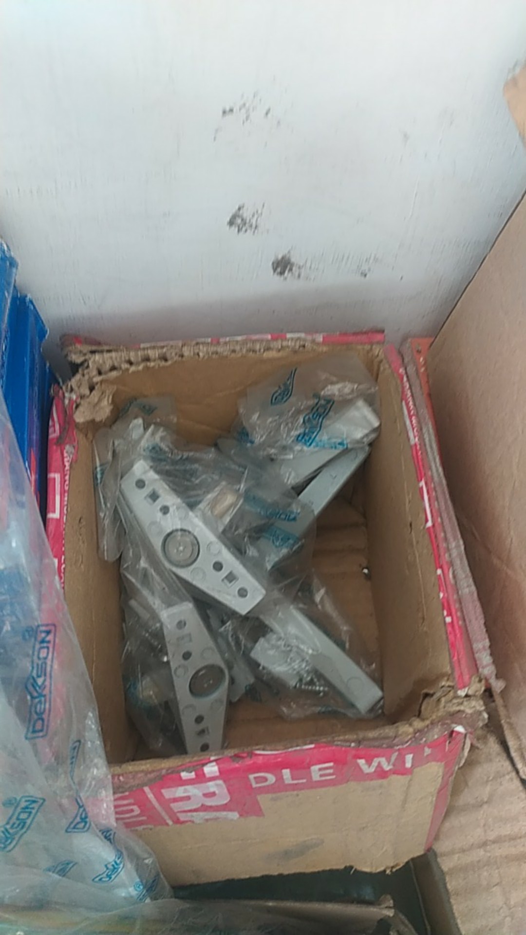 Rambuncis Handle Jendela Aluminium / Casement Handle Dekson / Dekkson Ch 425 (per Pcs)