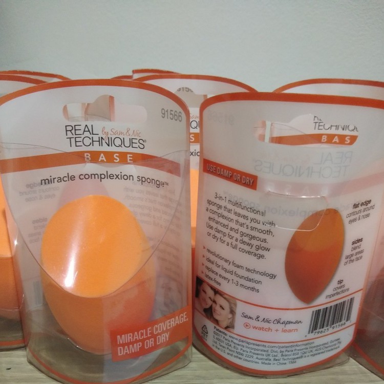 REAL TECHNIQUES MIRACLE COMPLEXION SPONGE