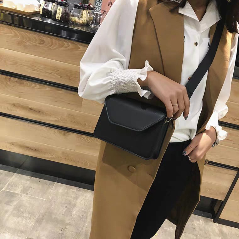 Adinda Tas Selempang Sling bag Korea terbaru persegi Murah Meriah