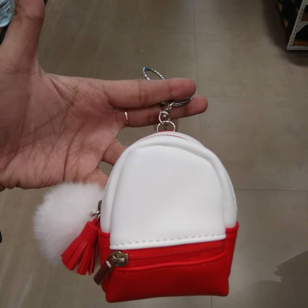 Miniso Official Gantungan Dompet koin Mini Bulu