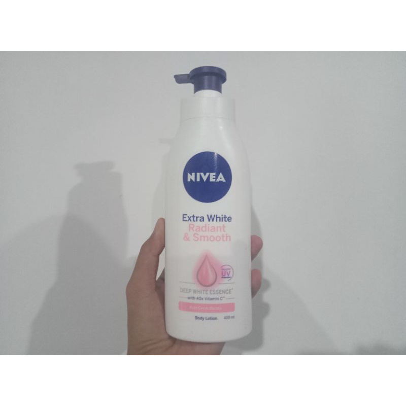 Handbody NIVEA Radian smoth 400ml