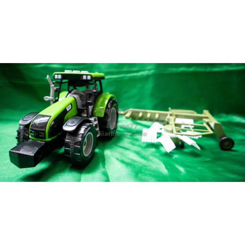MAINAN TRAKTOR BAJAK TANAH - Miniatur Traktor Pembajak Tanah Ukuran Besar.Ada Sound dan Lampu