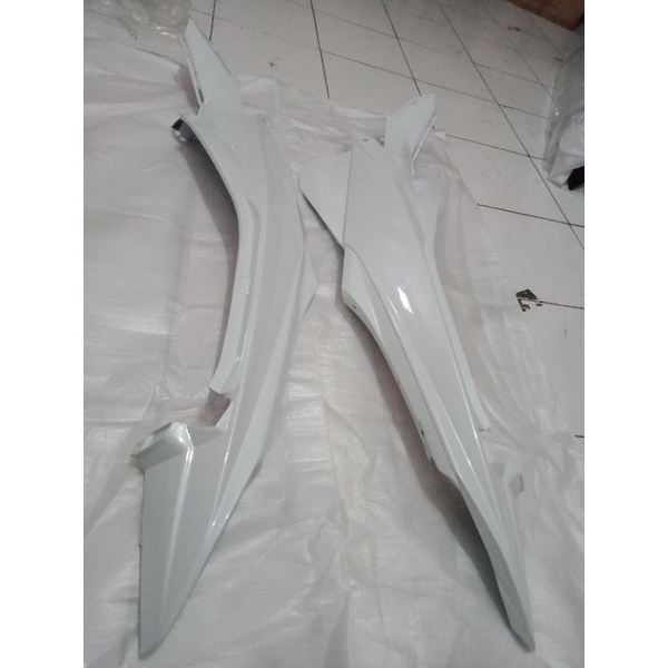 Original SGP Cover Body Samping Satria Fu FL Facelift Putih Body Satria Fu FL 2014-2015 Kanan Kiri P