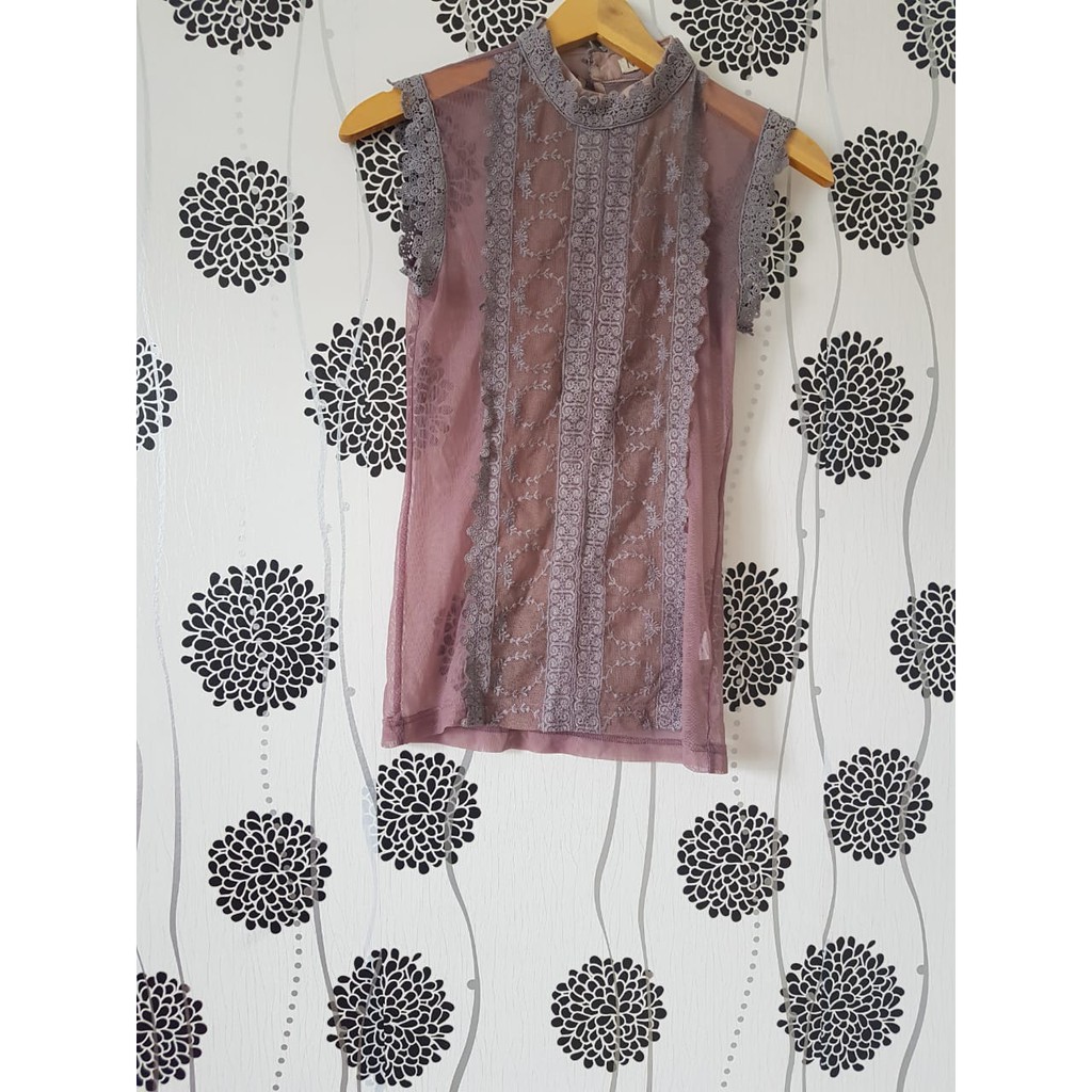 Baju Atasan Wanita Nyla Ungu Polos Detail Bordir Dibagian Depan Bahan Transparan Preloved
