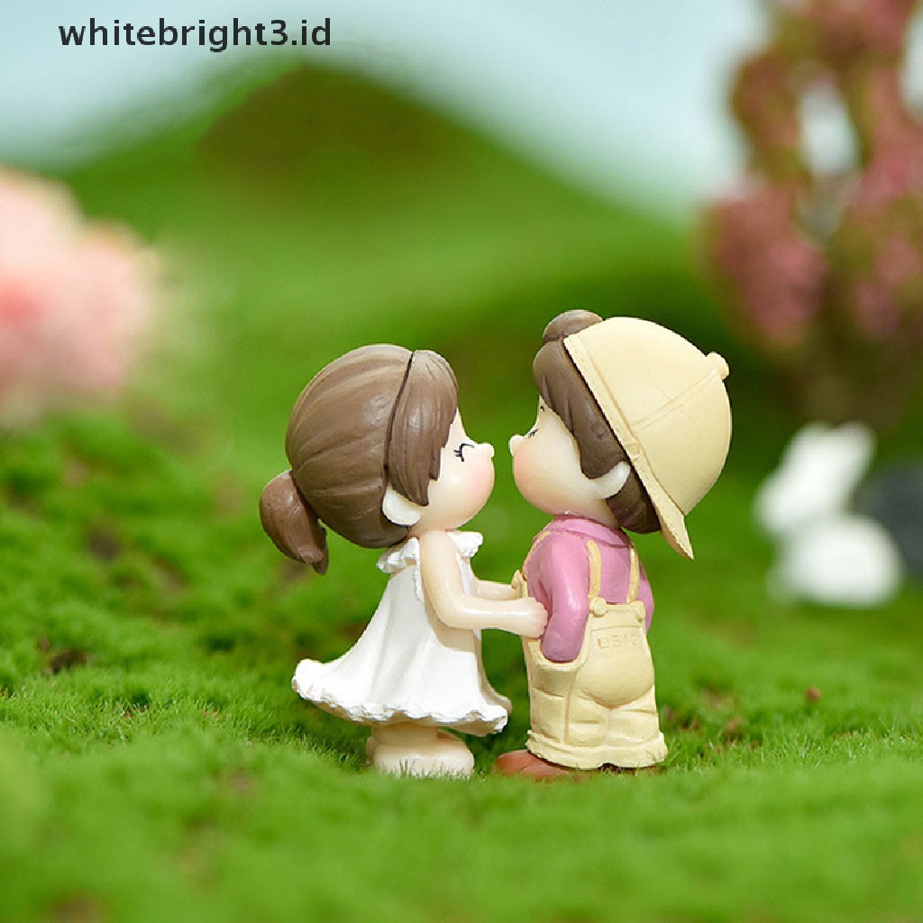(whitebright3.id) Miniatur Pasangan Pria / Wanita Untuk Dekorasi Taman Mini / Craft DIY