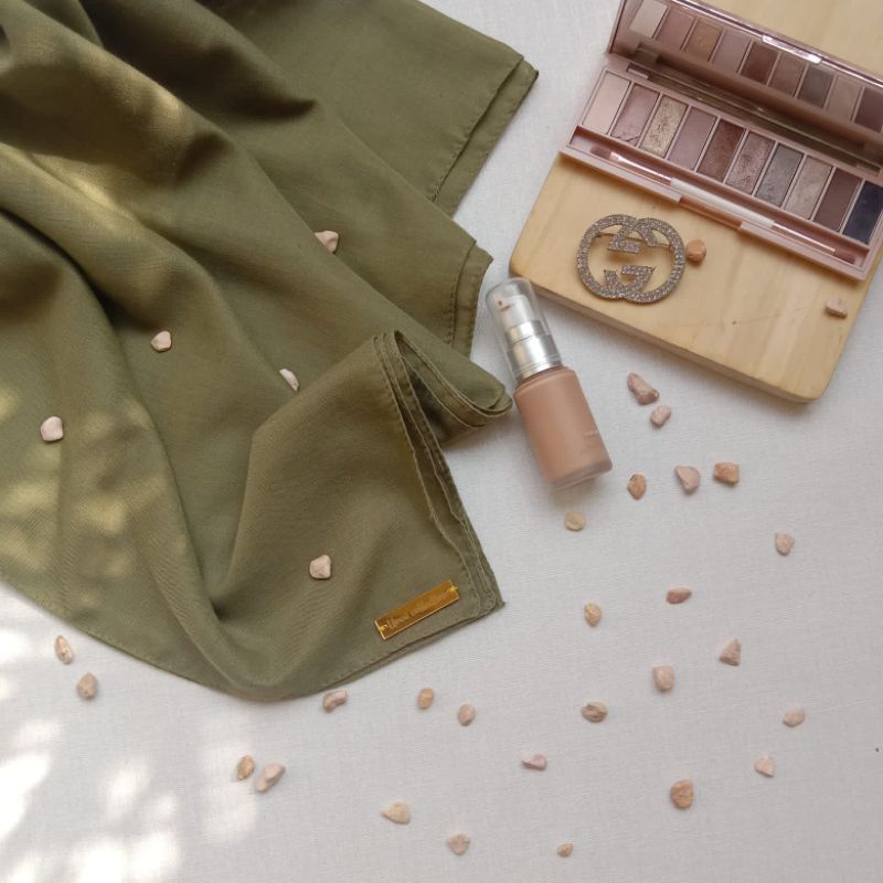 Hijab Segi Empat Paris Premium-army