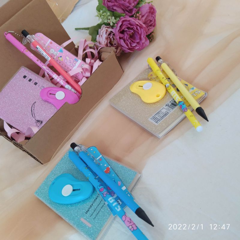 Paket Kado Ulang Tahun Hampers Ultah Anak Set Alat Tulis