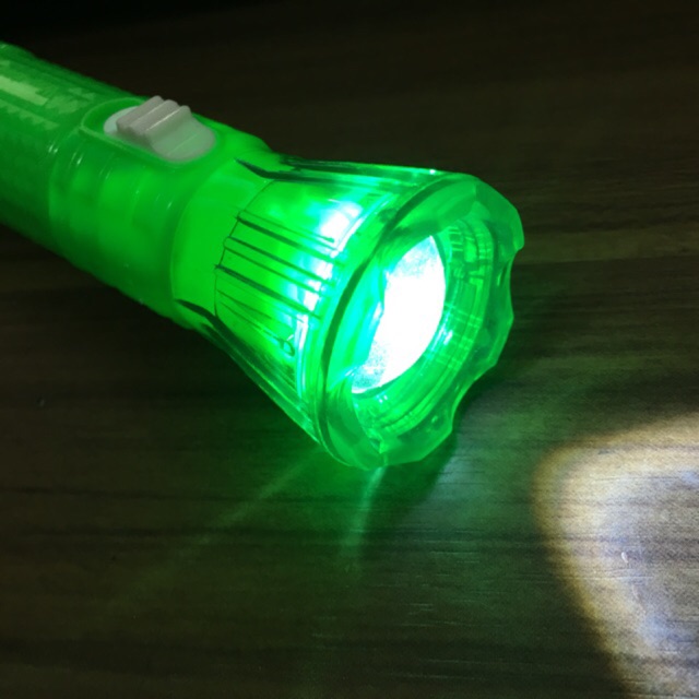 Senter Zoom Murah Mini Termasuk Baterai Warna Merah Hijau Kuning Biru LED