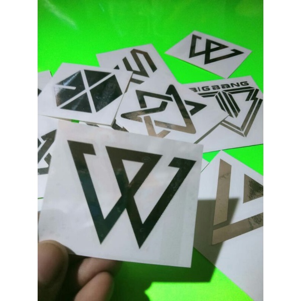 Winner cutting sticker custom logo KPOP WINNER murah