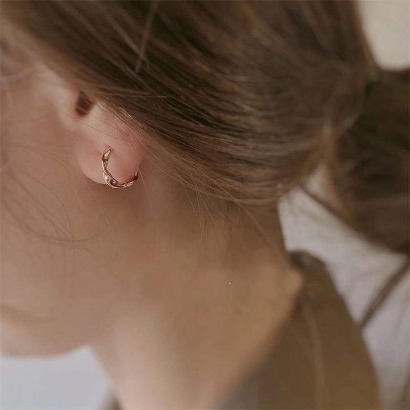 Anting s925 Silver Needle Bentuk Geometris Twisted Gaya Korea Untuk Wanita