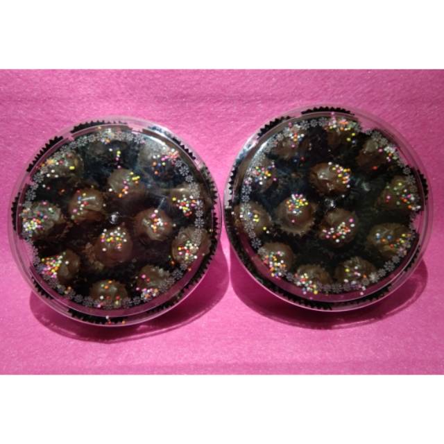 

Bola-bola Coklat