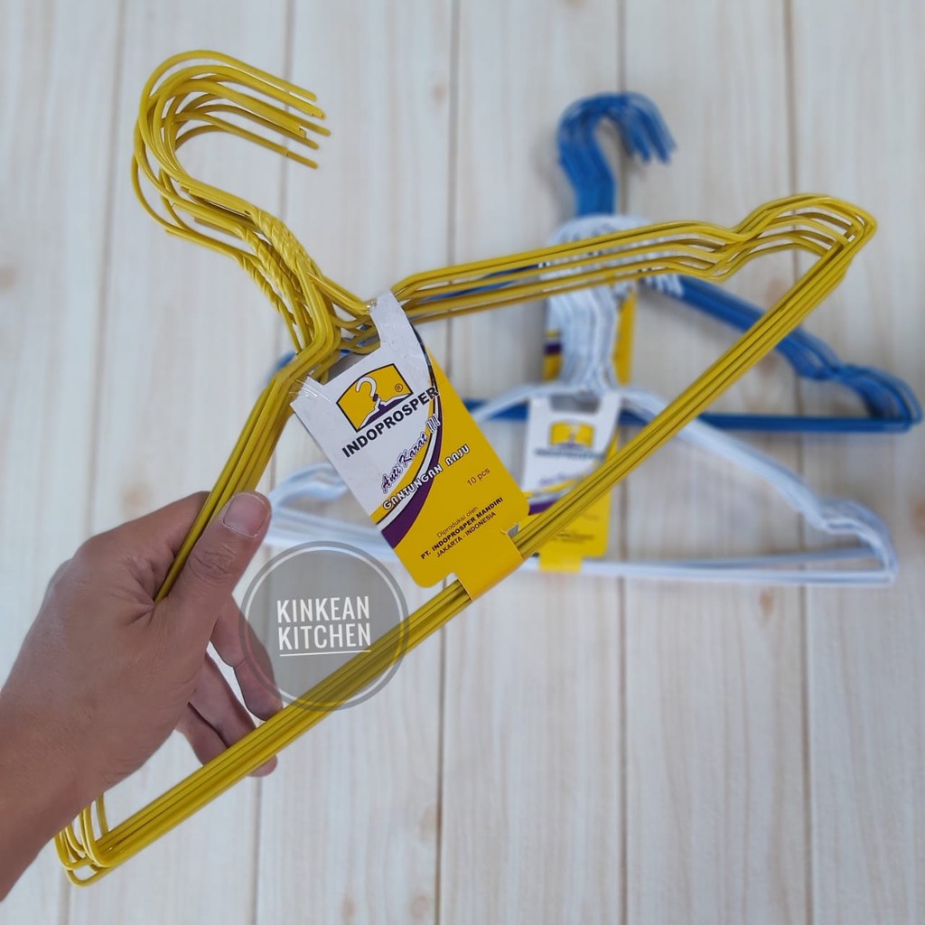 Hanger Kawat Warna / Gantungan Baju Isi 10