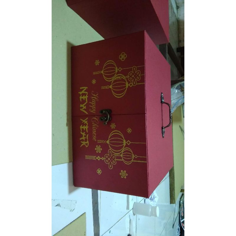

Box Custom/Hard Box/Hampers Box/Gift Box/Kotak Kado/Kotak Kue