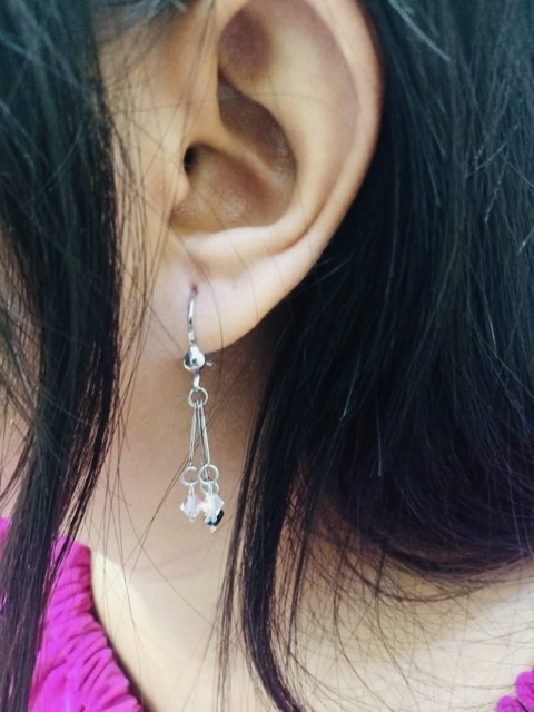 Anting wanita// anting kristal // anting monel// anting kristal swarosky// anting jurai jurai