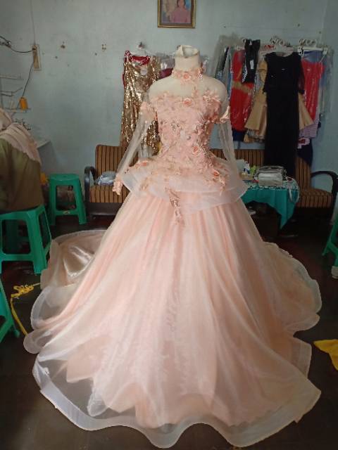 Baju pengantin organdi 3D ekor