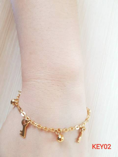 SET Gelang Tangan Kaki Key &amp; PadlockTitanium Gold Antikarat