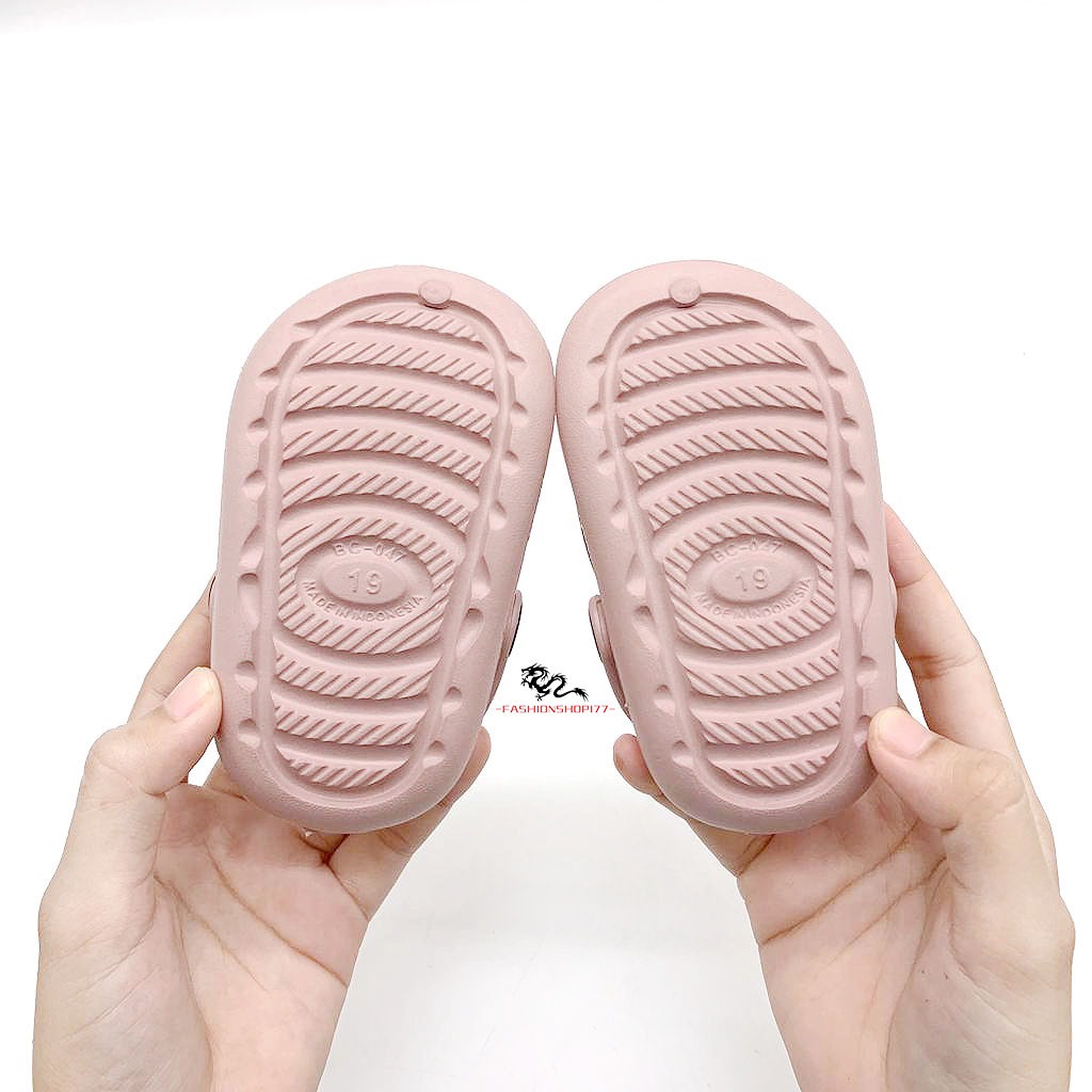 Sandal Anak Perempuan Sandal Selop Bahan Karet Motif Boneka UK.19-24