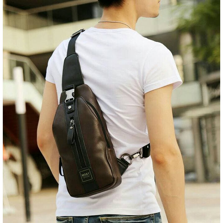 SLING BAG PRIA MO&amp-Y TAS SELEMPANG PRIA STYLISH SLASH ZIPPER. -MOY- - Cokelat Tua