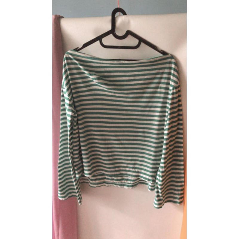 preloved kaos branded