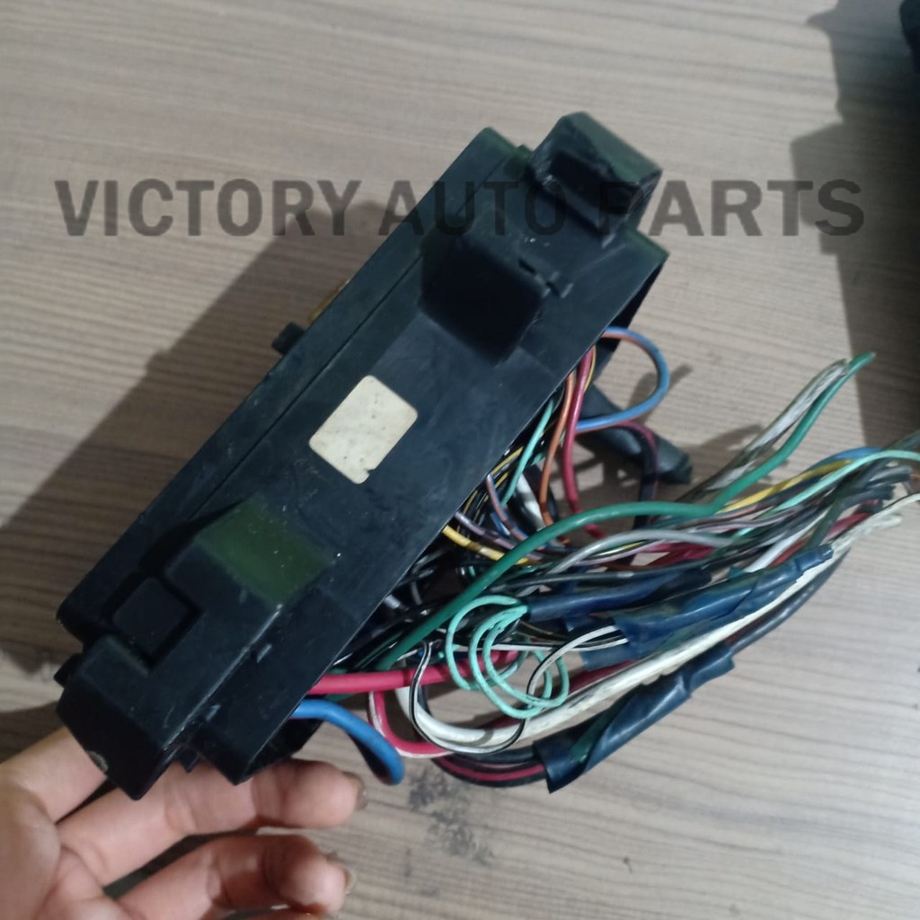 Fuse Box Daihatsu Cuore/Domino 1.0 EJ-DE 8266197223 2003 ORI COPOTAN