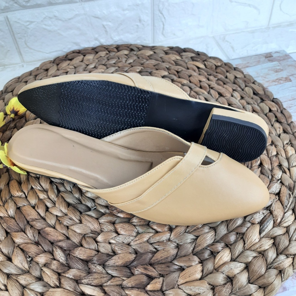 mandirishoesstore-SEPATU DEWASA WANITA SLIP ON ADY03