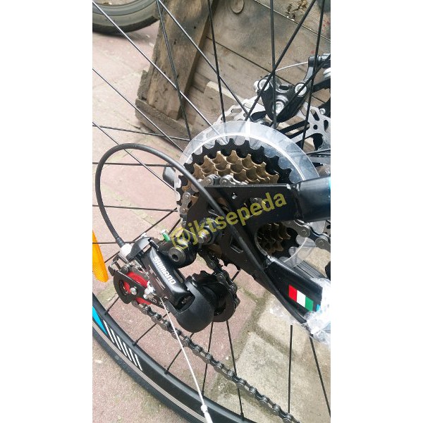 Sepeda Balap Roadbike POLICE Toronto