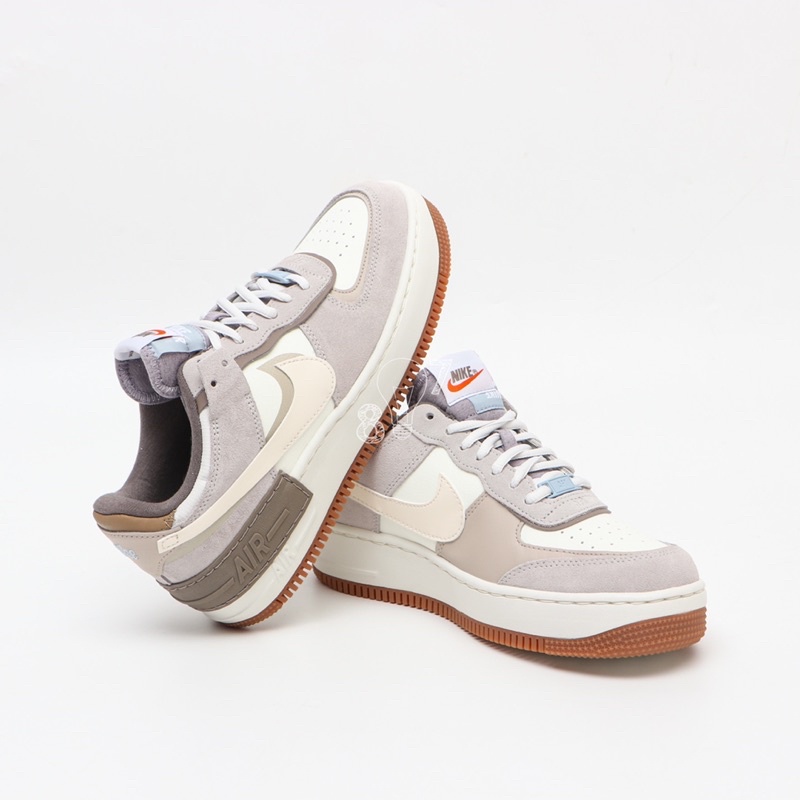Air Force 1 Low Shadow Sail Pale