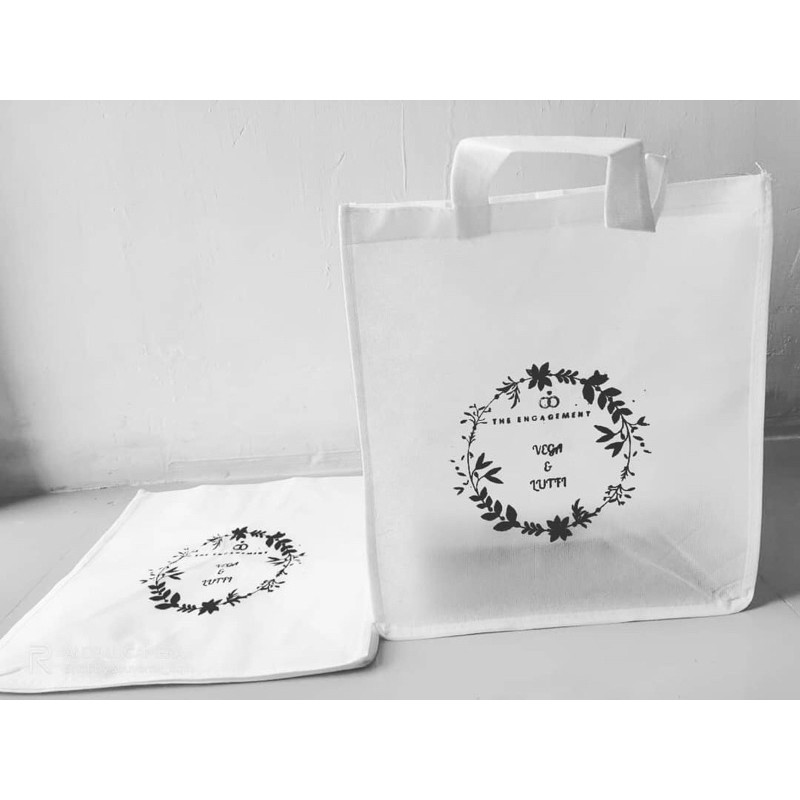 

Tas kotak nasi polos sablon